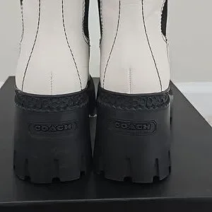 【Coach】Alexa Leather Heeled Chelsea Boots Coach Alexa Leather Heeled Chelsea Boots - BeyondStyle